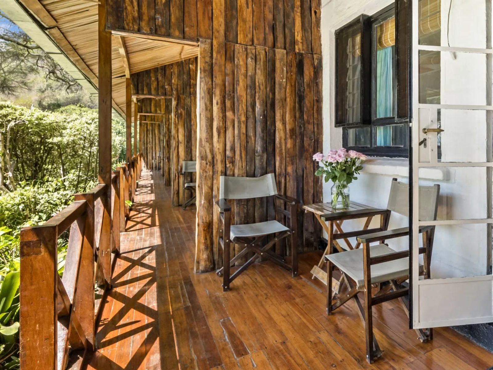 Rondreis Kenia, Lake Naivasha, Bilashaka Lodge, zitstoelen