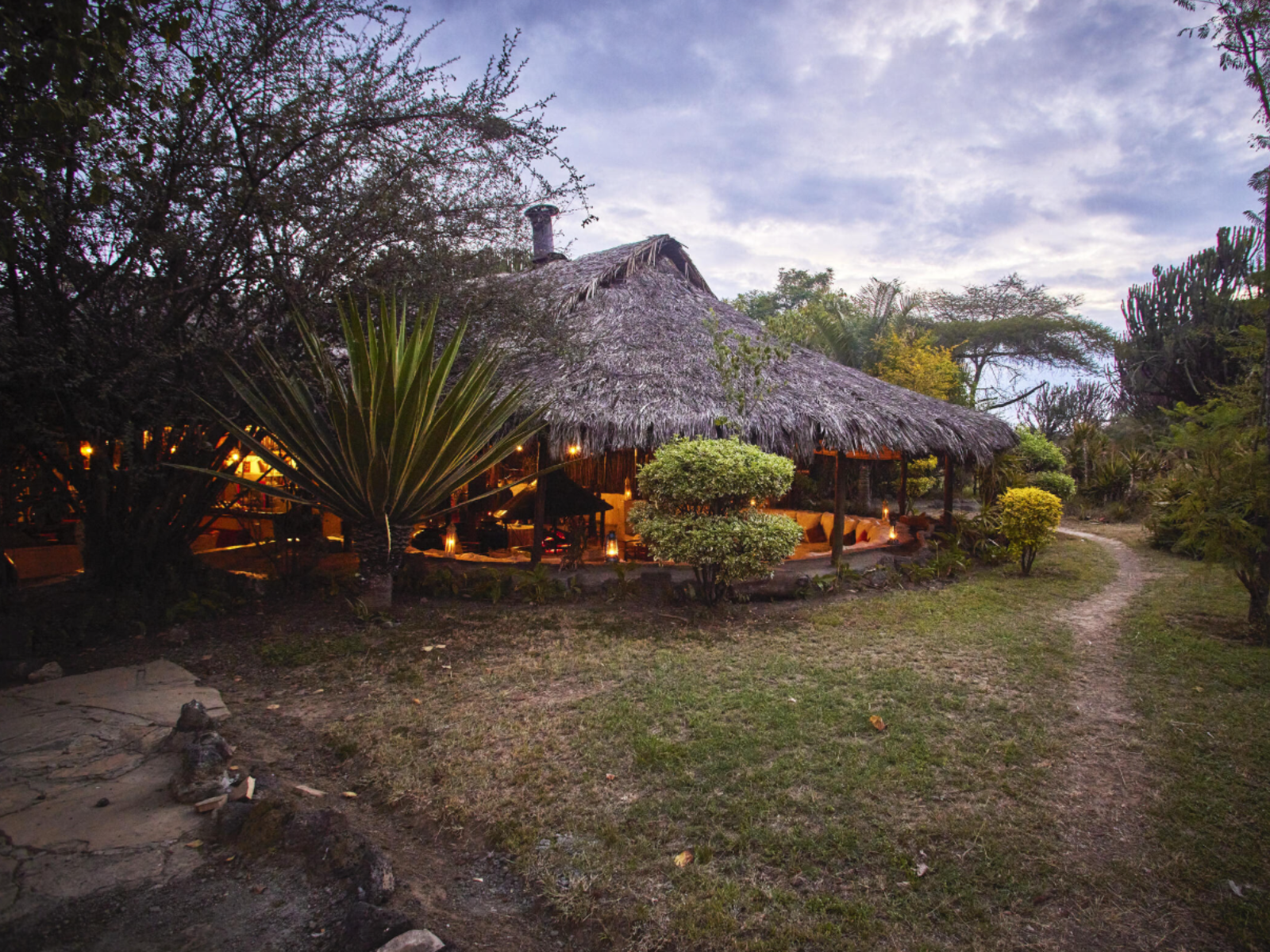 Rondreis Kenia, Lake Nakuru, Mbweha Camp, hotel buitenaanzicht