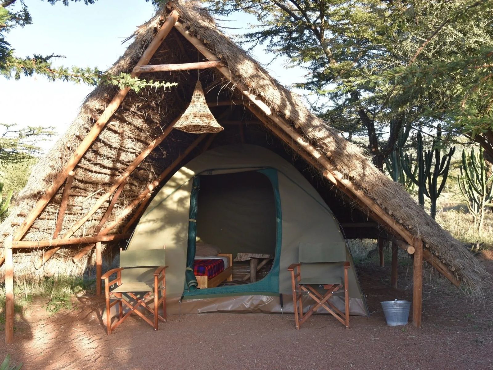 Rondreis Kenia, Maji Moto, Loita Hills Basecamp, vooraanzicht tent