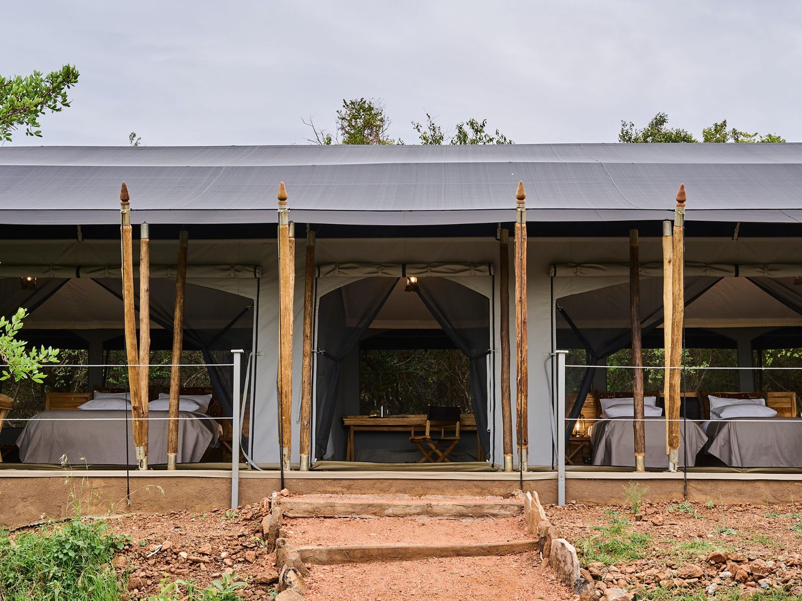 Rondreis Kenia, Masai Mara National Reserve, Basecamp Wilderness, vooraanzicht familietent