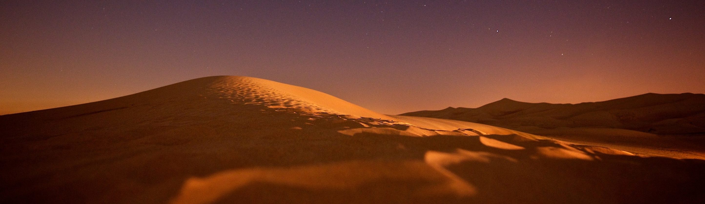 Rondreis Namibië, woestijn met sterren