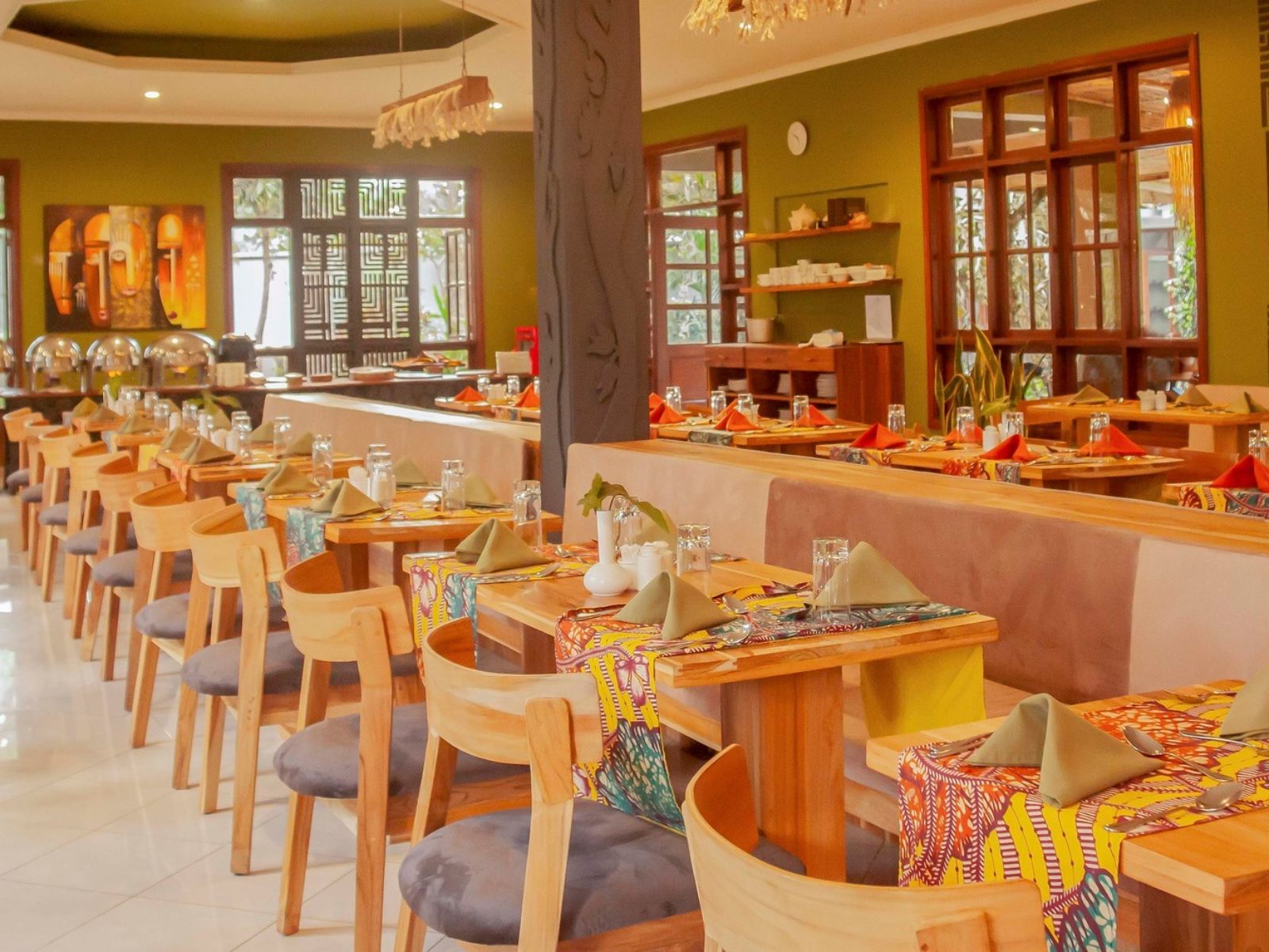 Rondreis Tanzania, Arusha, Planet Lodge, restaurant