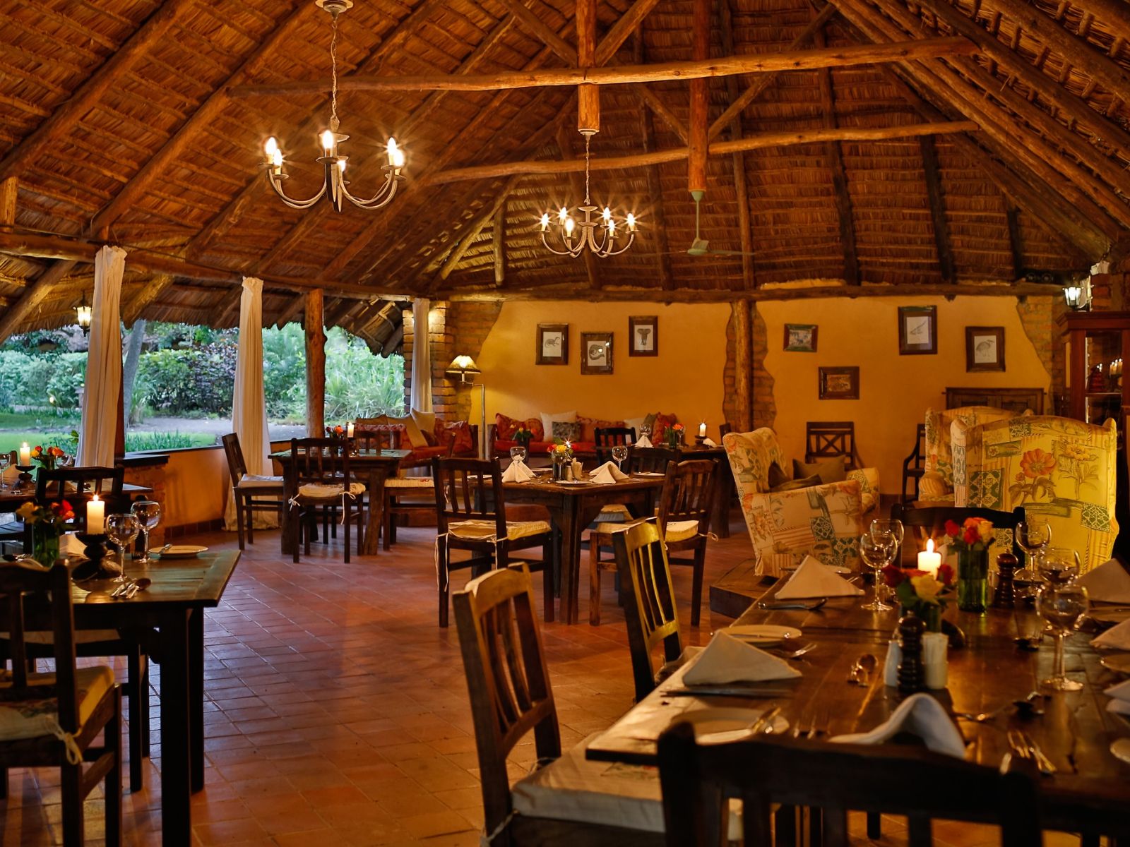Rondreis Tanzania, Kilimanjaro, Rivertrees Country Inn, restaurant