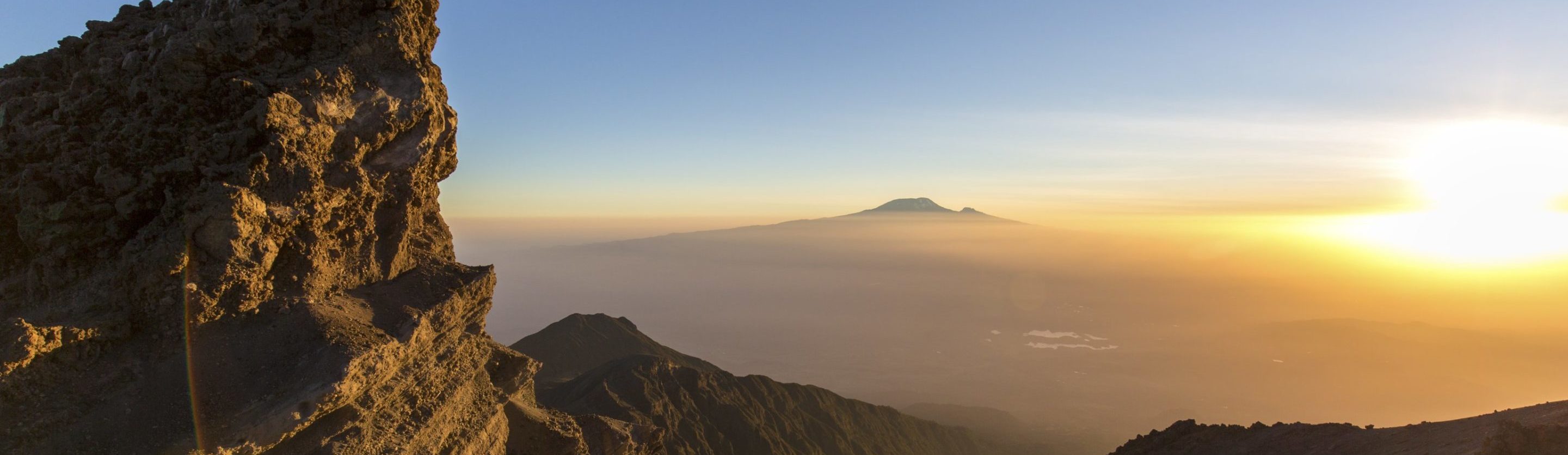 Rondreis Tanzania, Kilimanjaro, uitzicht zonsondergang