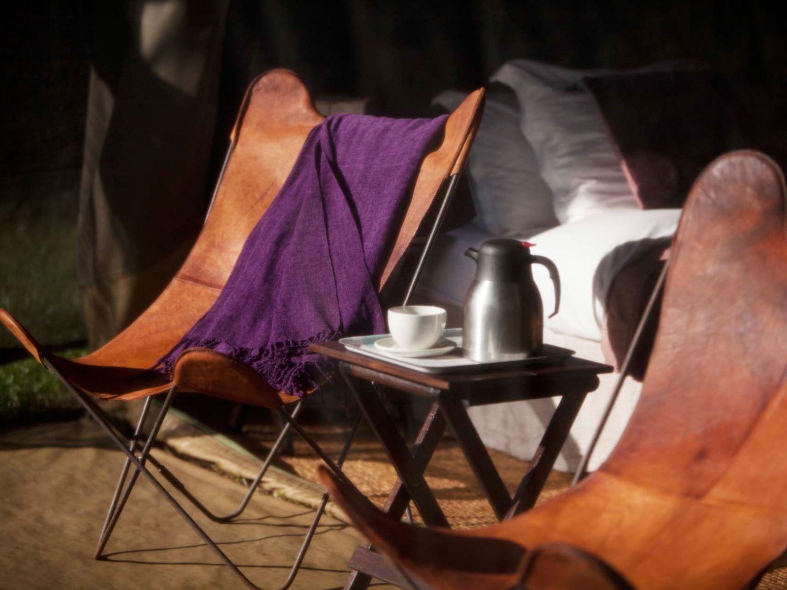 Rondreis Tanzania, Ngorongoro, Pakula Safari Camp, stoelen