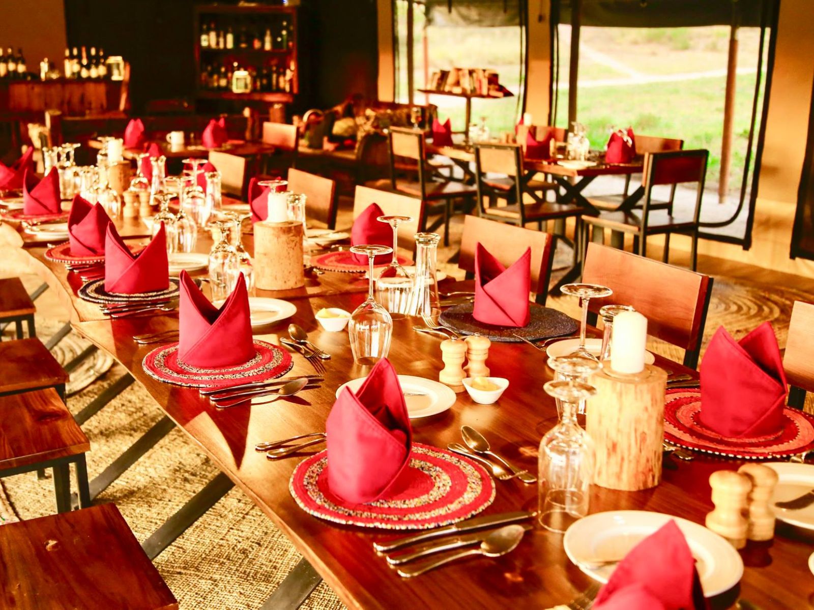 Rondreis Tanzania, Serengeti National Park, Baobab Central Serengeti Camp, eettafels