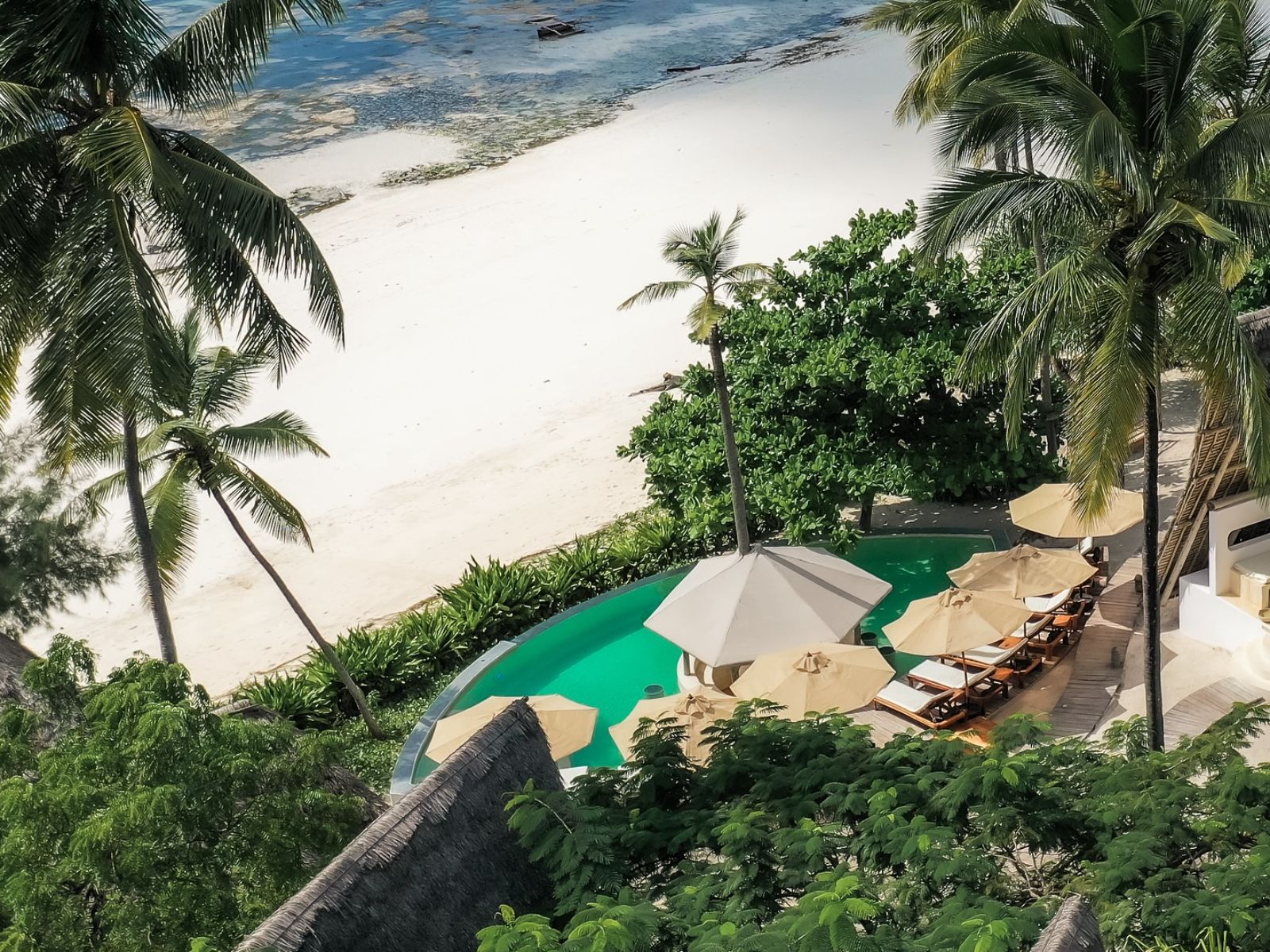 Rondreis, Zanzibar - Pingwe, Baladin Beach Hotel, strand