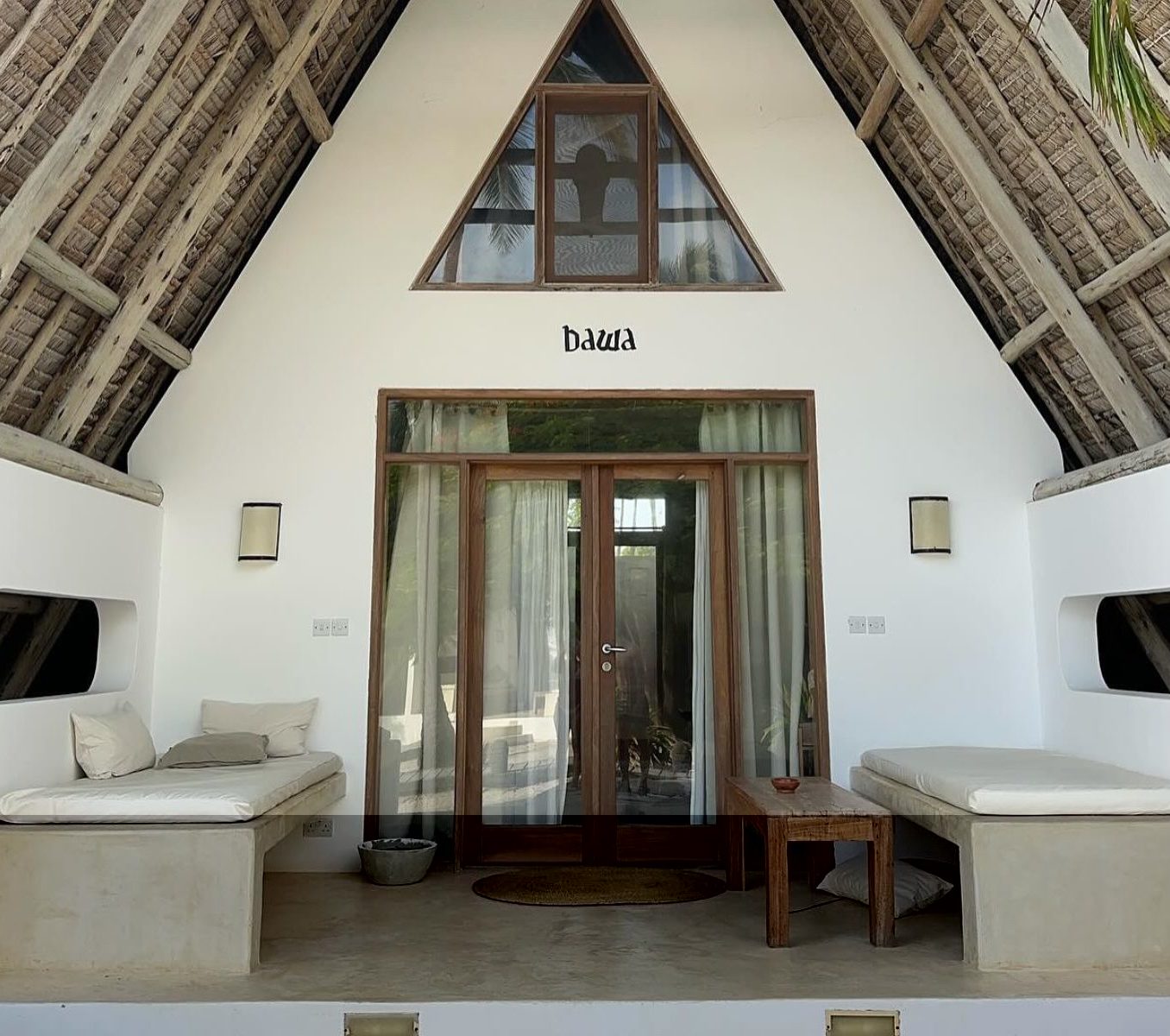 Rondreis, Zanzibar - Pingwe, Baladin Beach Hotel, vooraanzicht verblijf