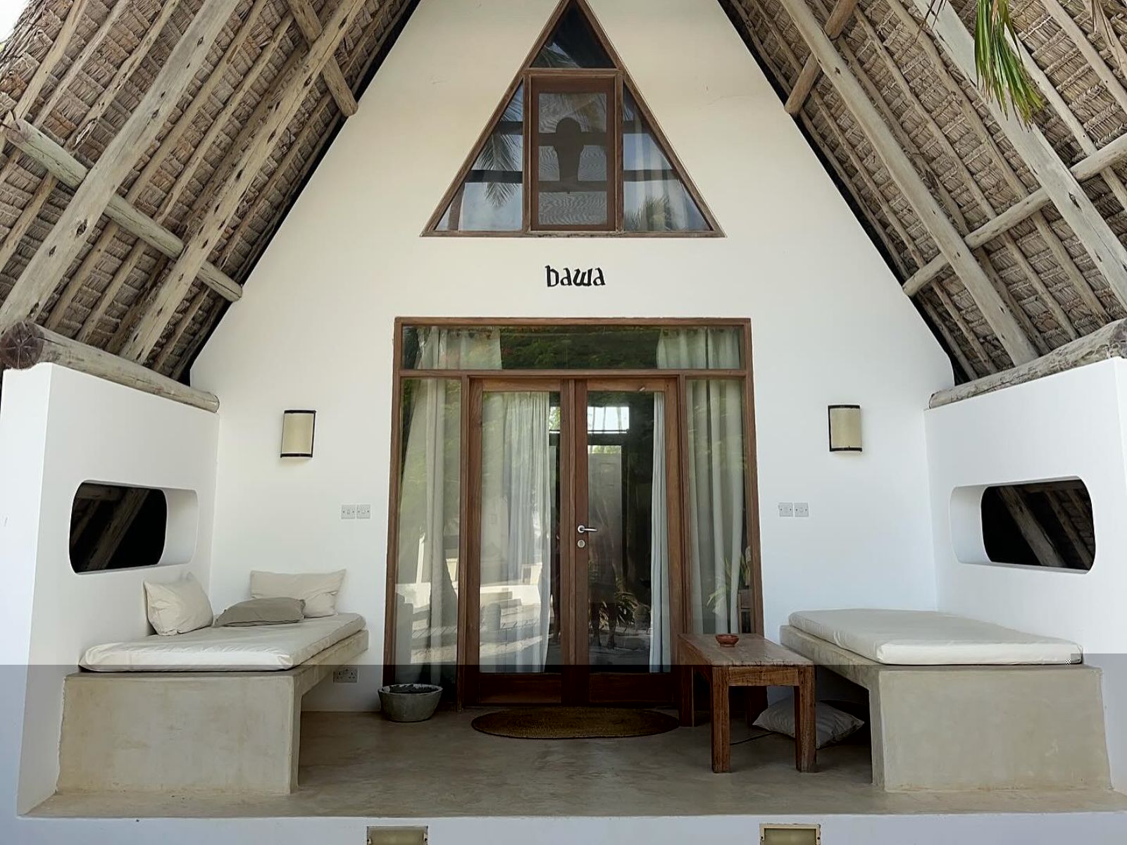 Rondreis, Zanzibar - Pingwe, Baladin Beach Hotel, vooraanzicht verblijf