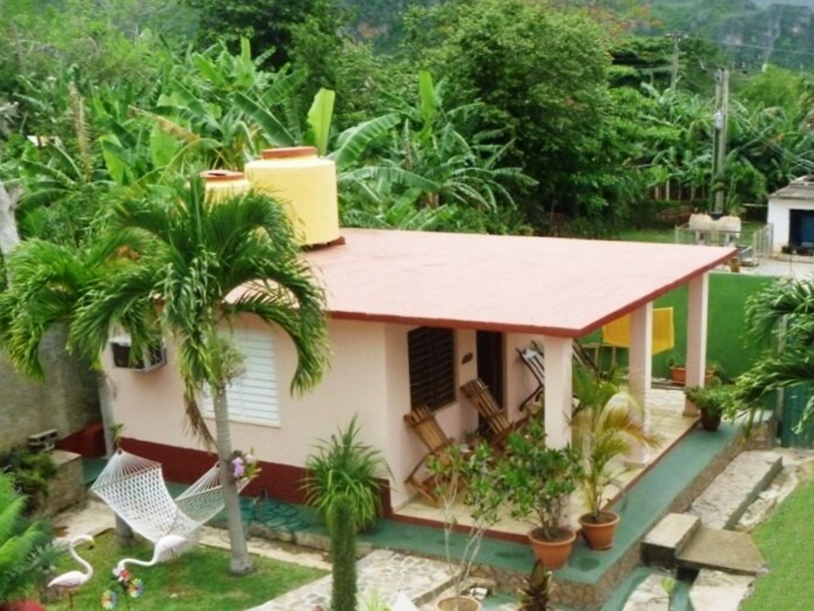 Rondreis Cuba, Casas Particulares, buitenaanzicht casa