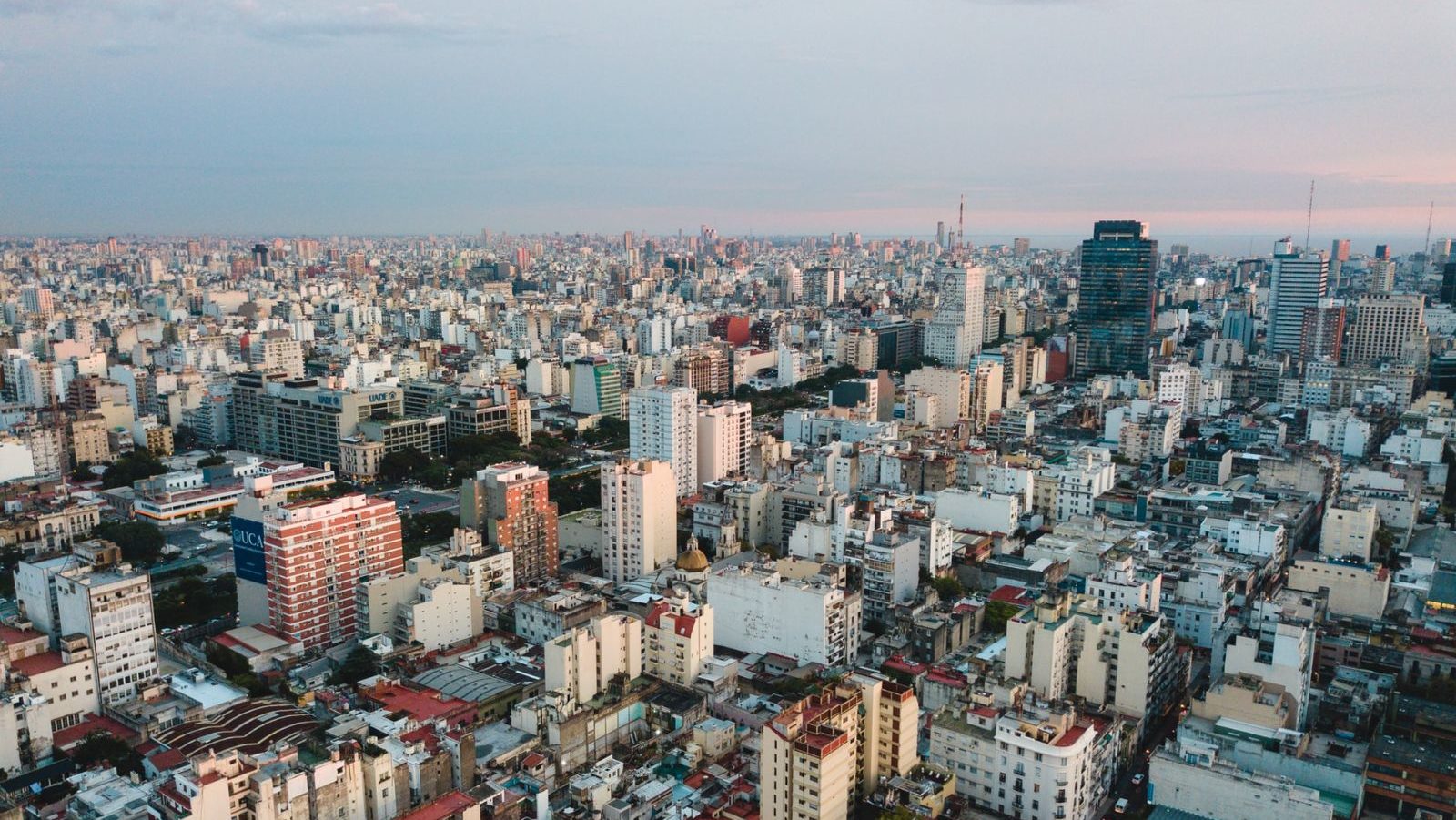 rondreis Argentinië, Buenos Aires boven aanzicht stad