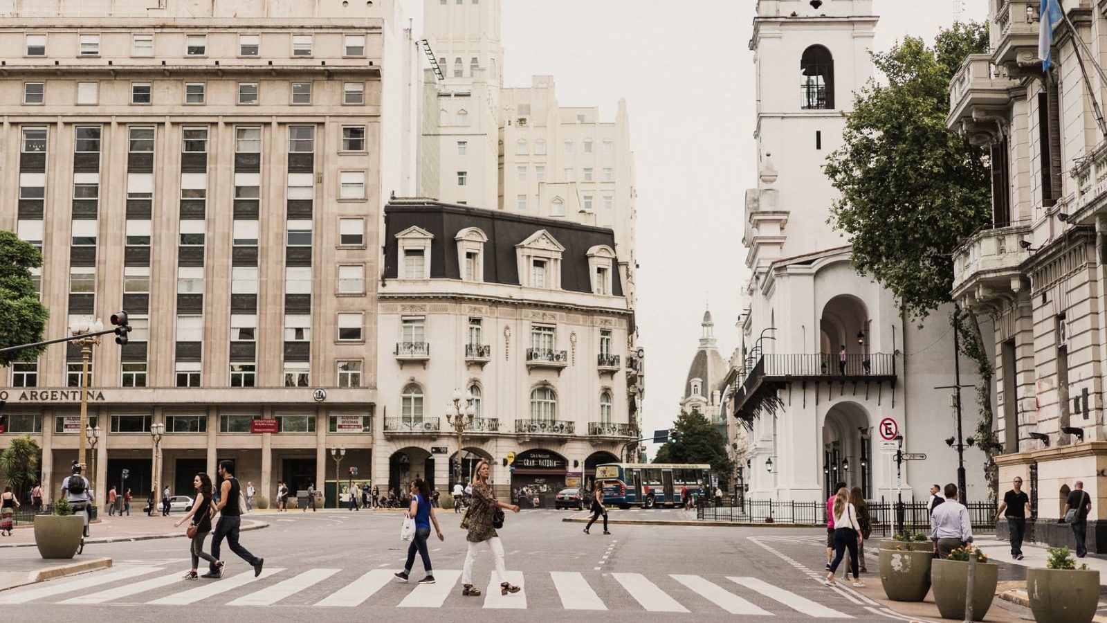 rondreis Argentinië, Buenos Aires stad zwart wit