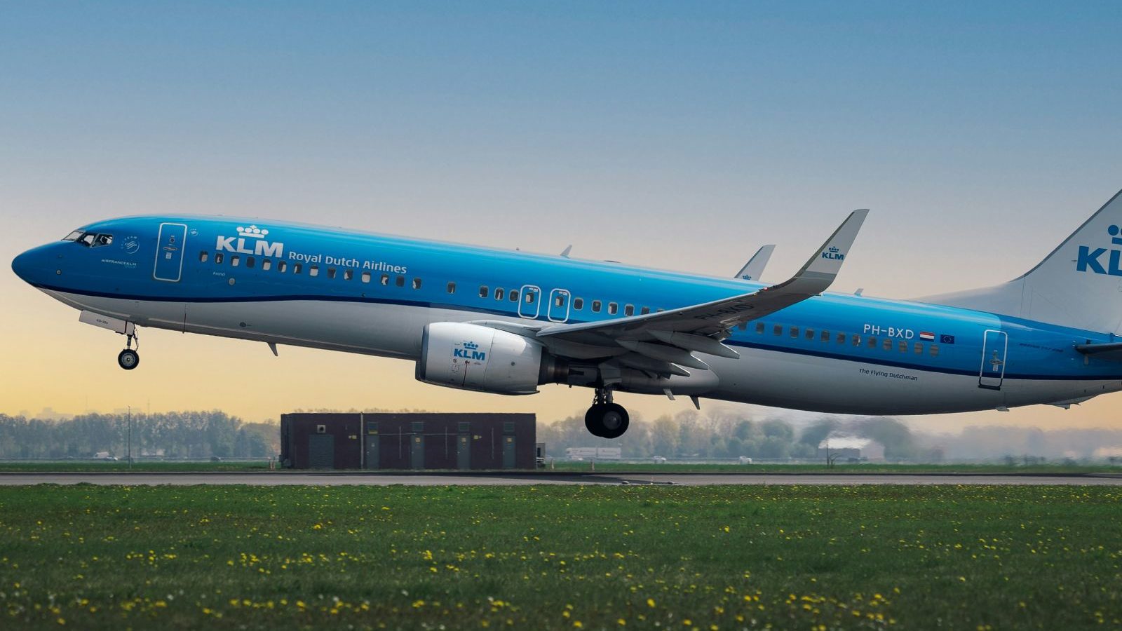 KLM Vliegtuig die aan het opstijgen is