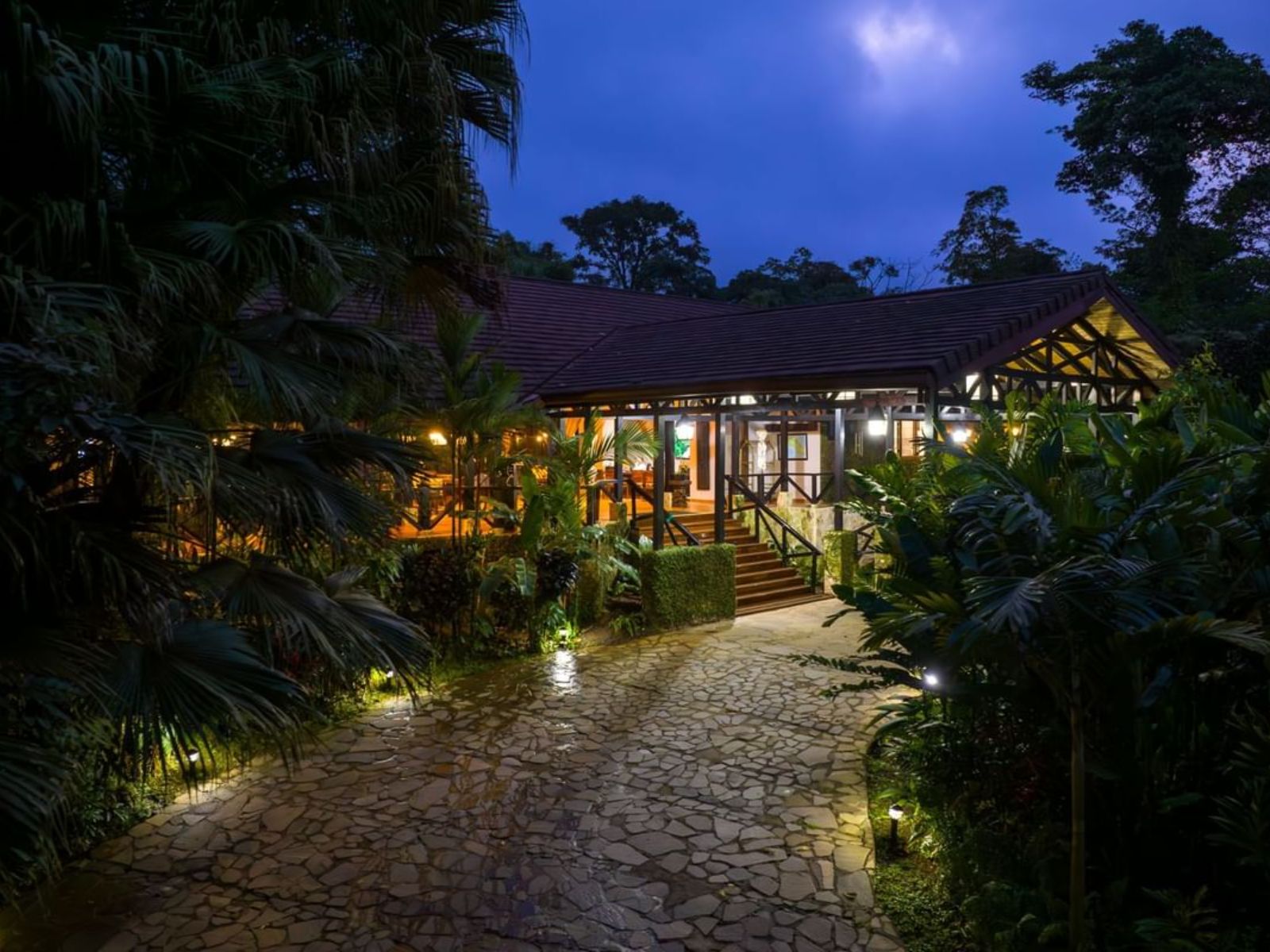 Rondreis Costa Rica, Bijagua, Rio Celeste Hideaway, buitenaanzicht