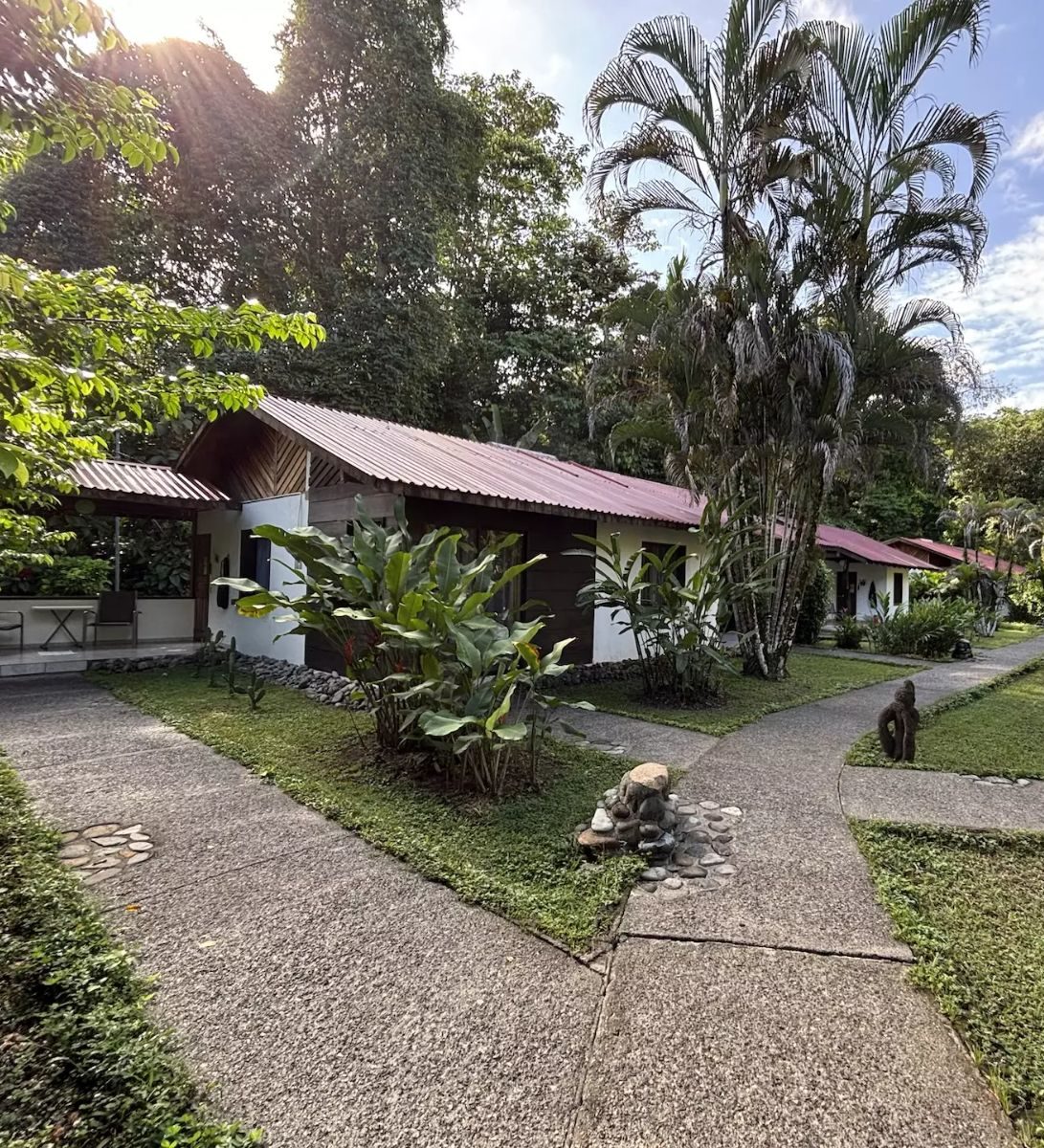 Rondreis Costa Rica, Cahuita, Suizo Loco Lodge, hotel