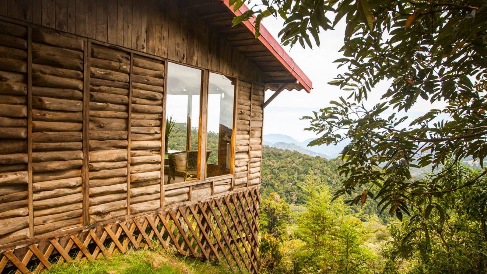 Rondreis Costa Rica, San Gerardo de Dota, Paraiso Quetzal Lodge, uitzicht omgeving