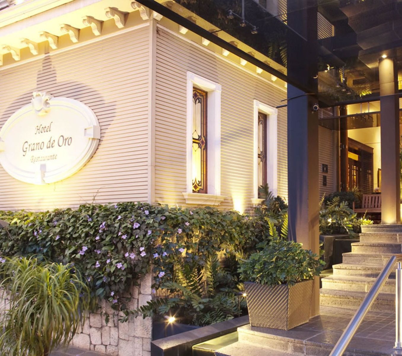 Rondreis Costa Rica, San José, Grano de Oro, buitenaanzicht hotel