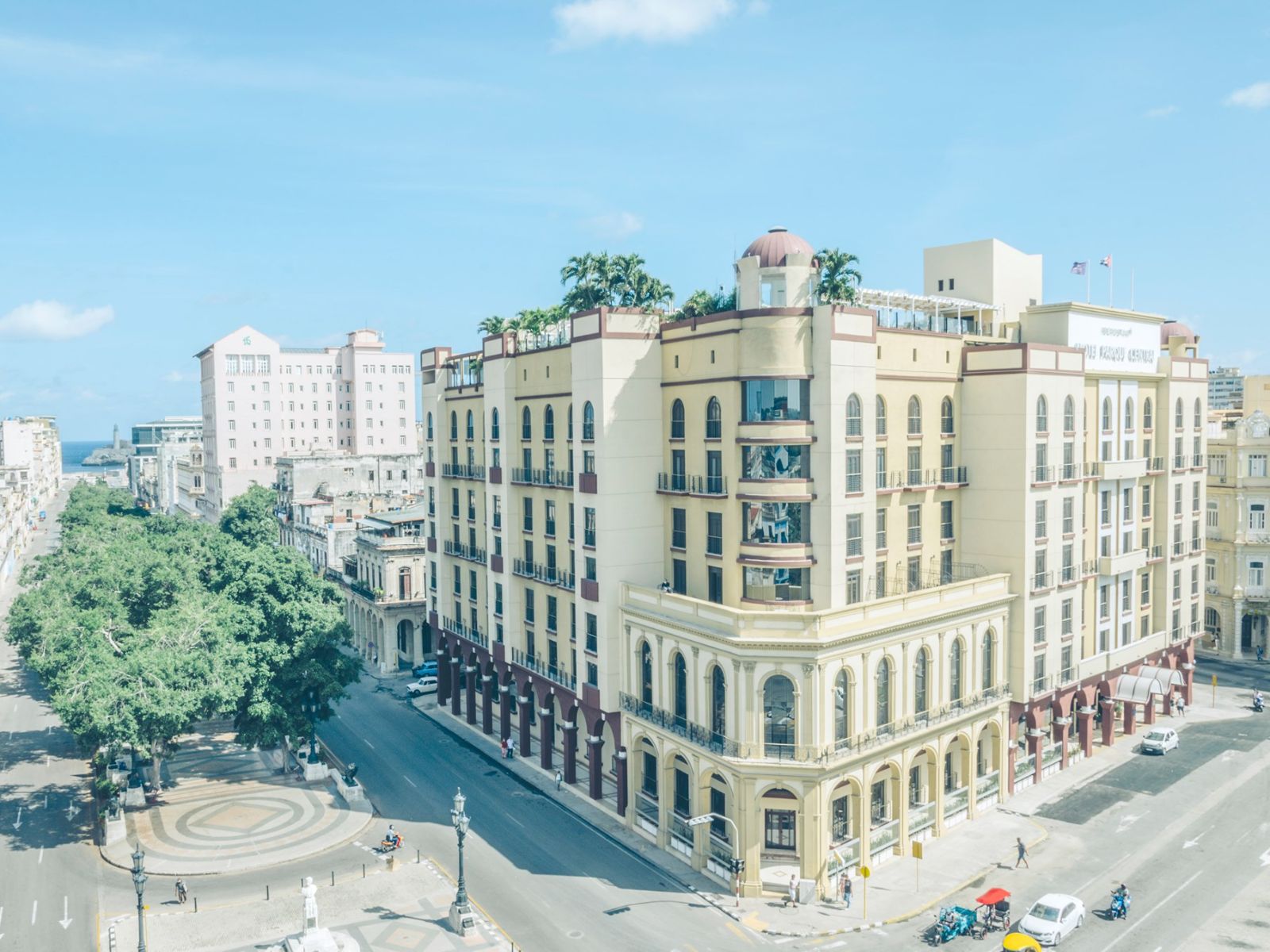 Rondreis Cuba, Havana, Iberostar Selection Parque Central, buitenaanzicht