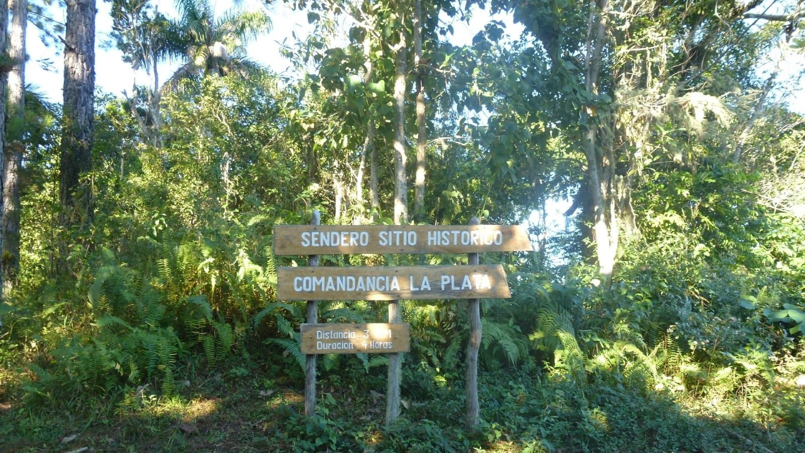 Ronderis Cuba, Sierra Maestra, wandelpad bord