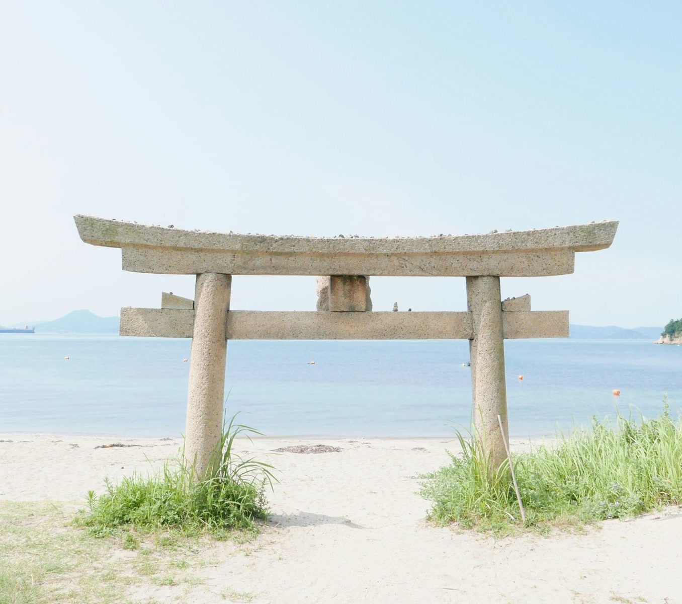 Rondreis Japan, Naoshima, traditionele poort