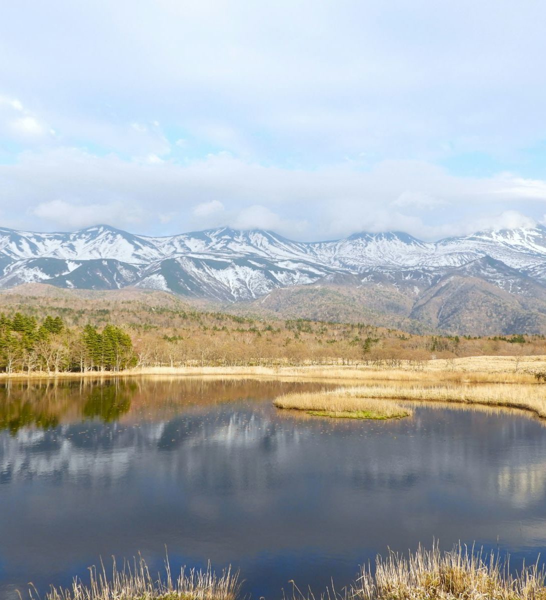 Rondreis Japan, Shiretoko National Park, Hokkaido grasland en meer
