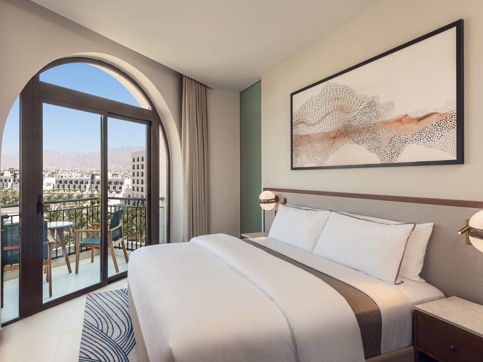 Rondreis Jordanië, Aqaba, The Westin Hotel Aqaba, tweepersoonskamer met uitzicht