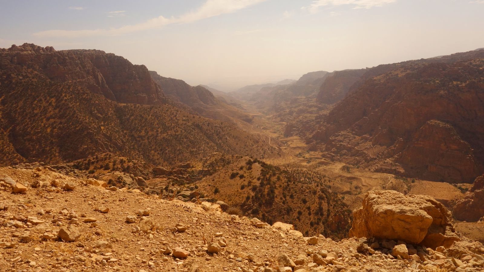 Rondreis Jordanië, Jordan trail, hiking trail wadi dana vallei