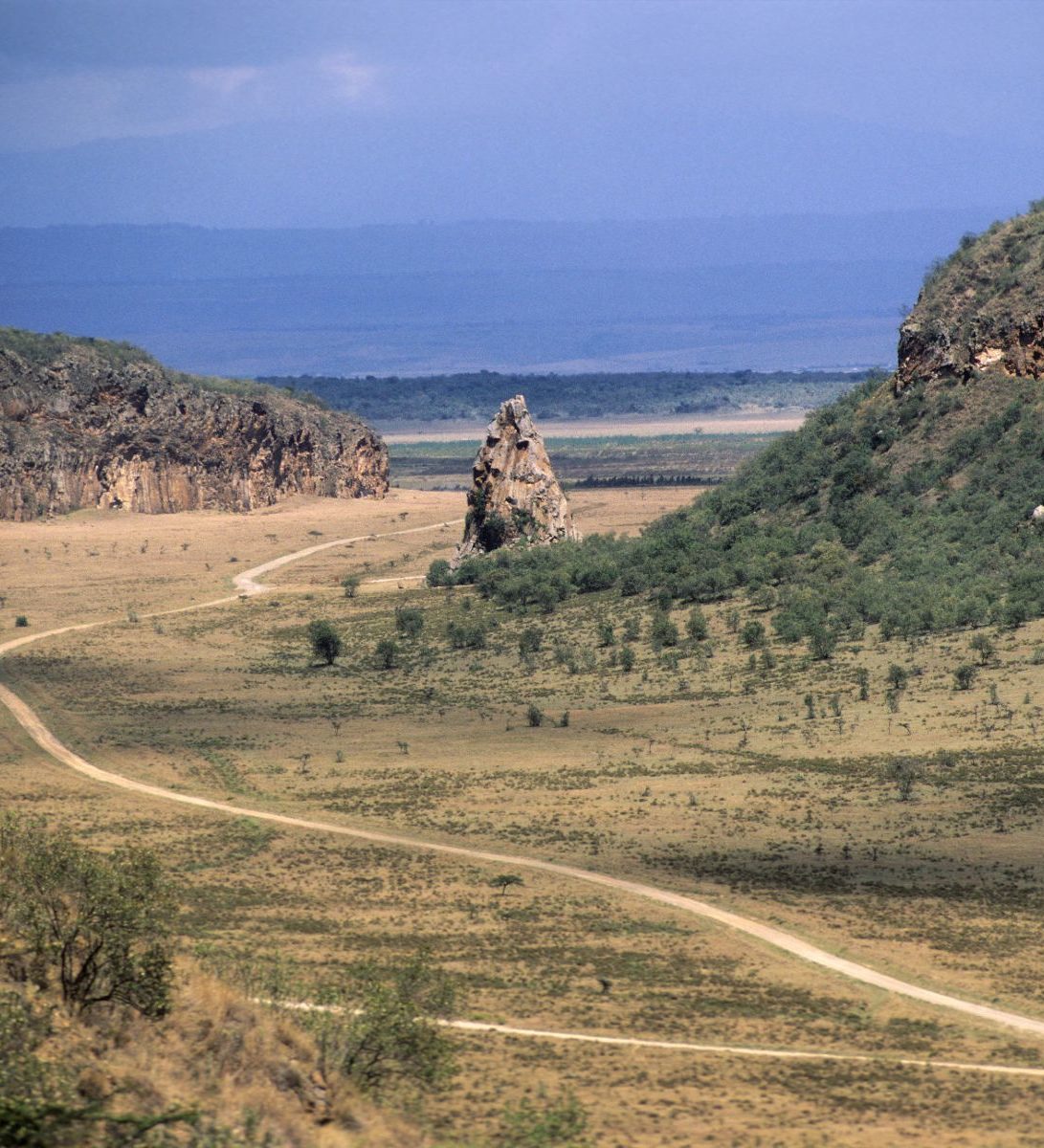 Rondreis Kenia, Hells Gate, Hells Gate National Park met toren
