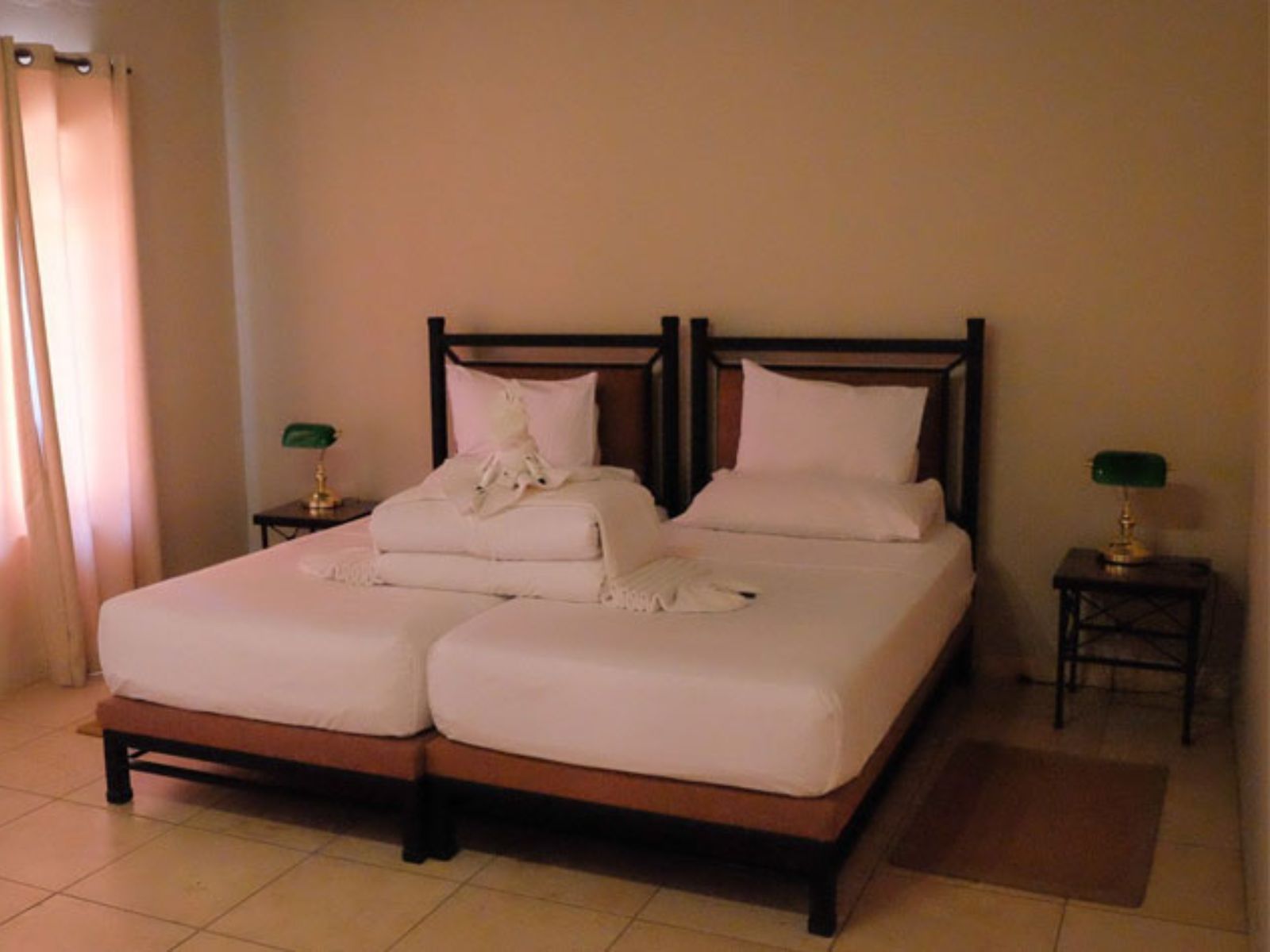 Rondreis Namibië, Fish River Canyon, Ais Ais Resort, tweepersoonskamer