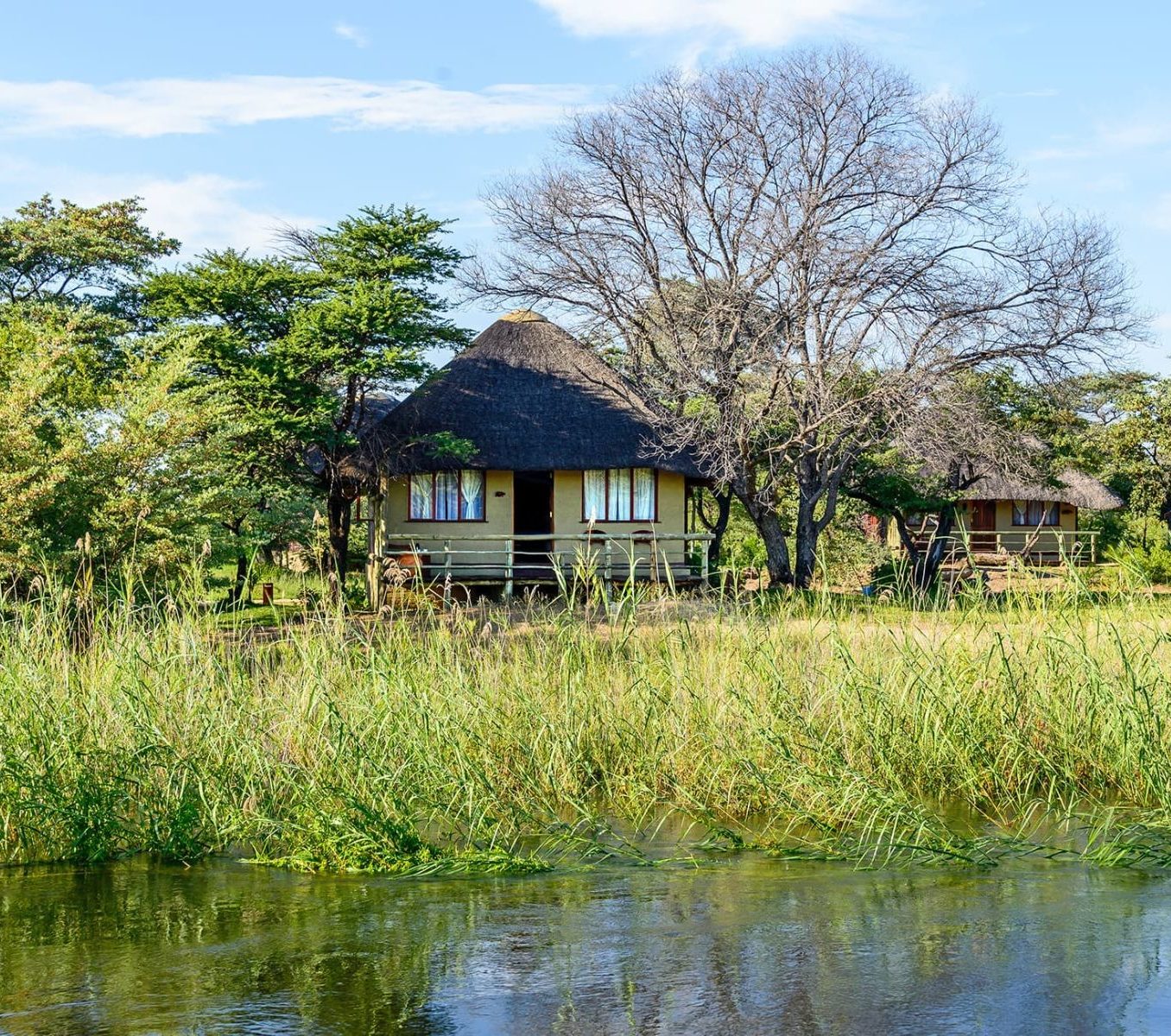 Rondreis Namibië, Rundu, Hakusembe, buitenaanzicht verblijf