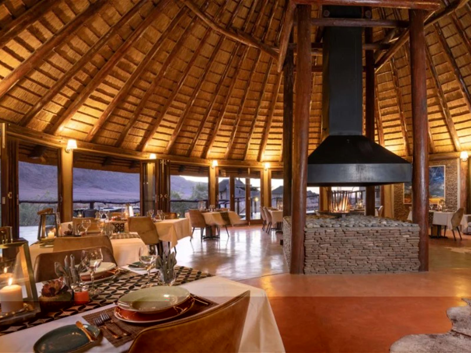 Rondreis Namibië, Sossusvlei, Hoodia, restaurant