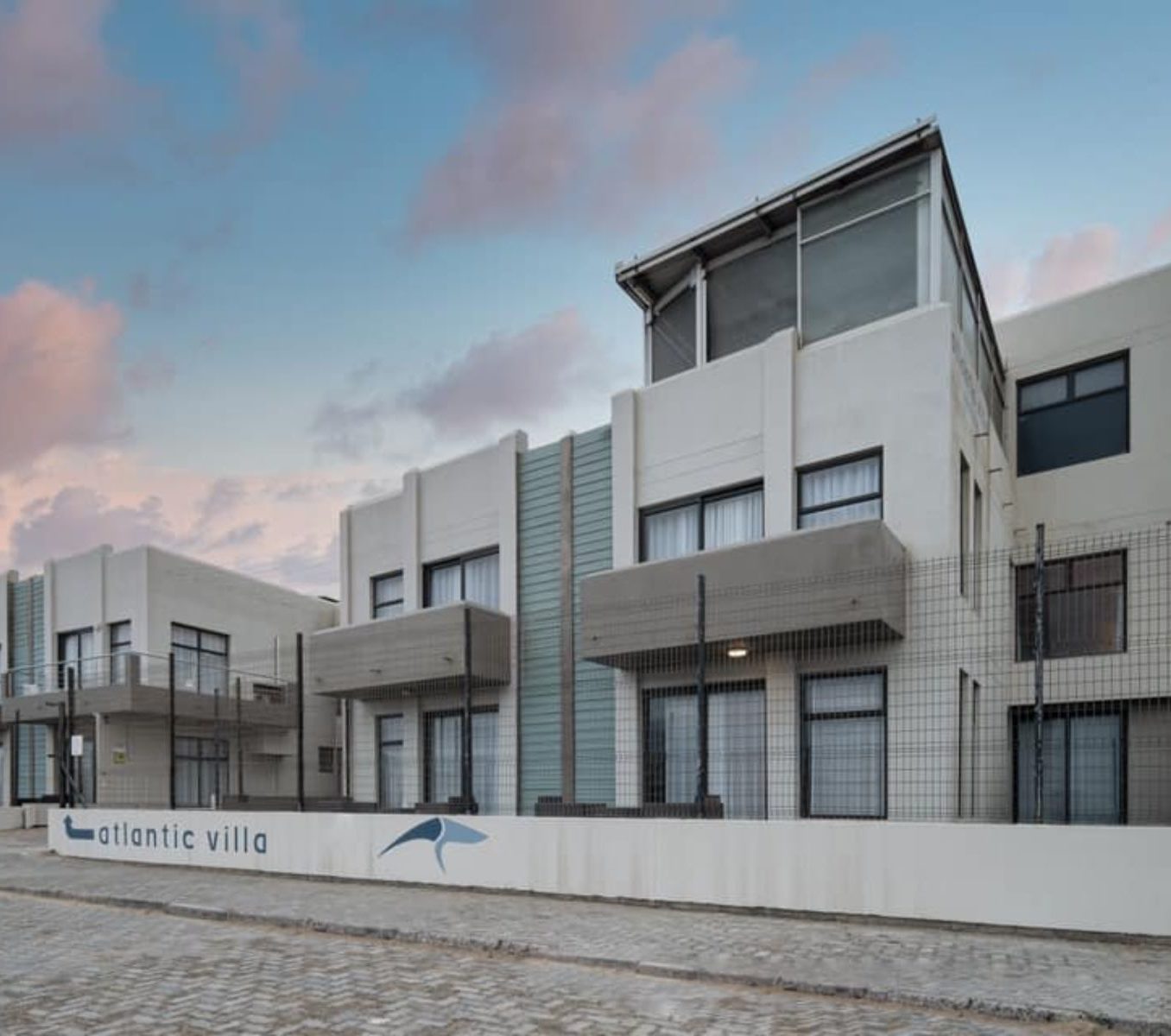 Rondreis Namibië, Swakopmund, Atlantic Villa, buitenaanzicht Villa