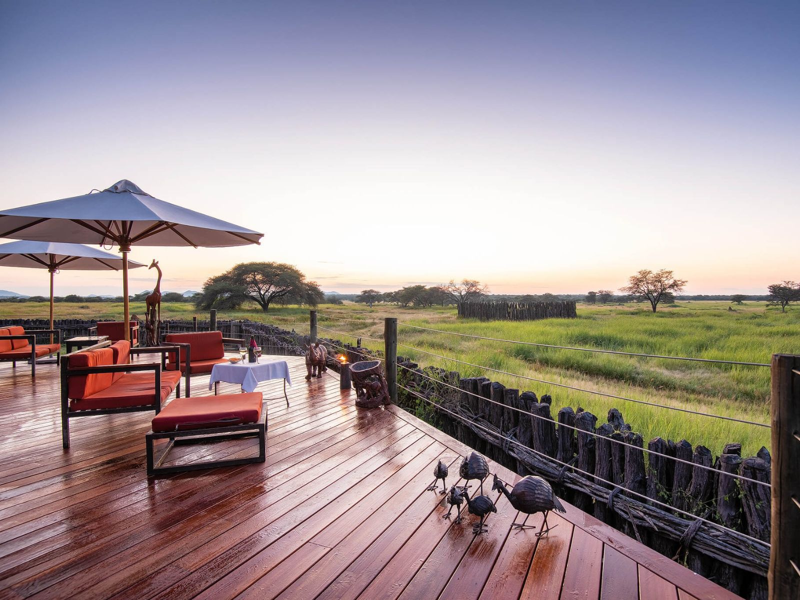 Rondreis Namibië, Waterberg Plateau, Frans Indongo Lodge, terras