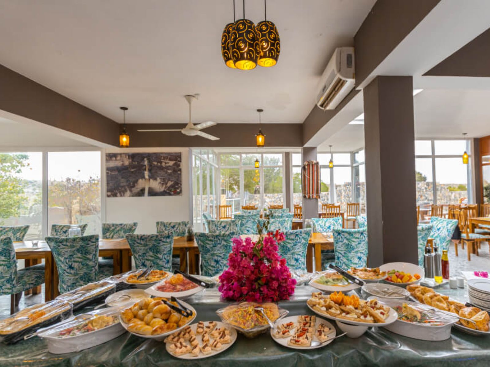 Rondreis Oman, Jebel Shams, Jebel Shams Resort, buffet