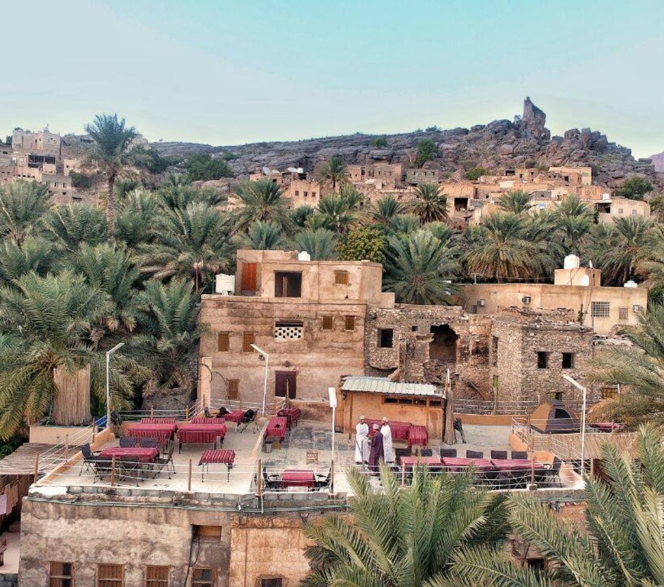 Rondreis Oman, Misfah Al Abreyeen, Misfah Old House, buitenaanzicht accommodatie