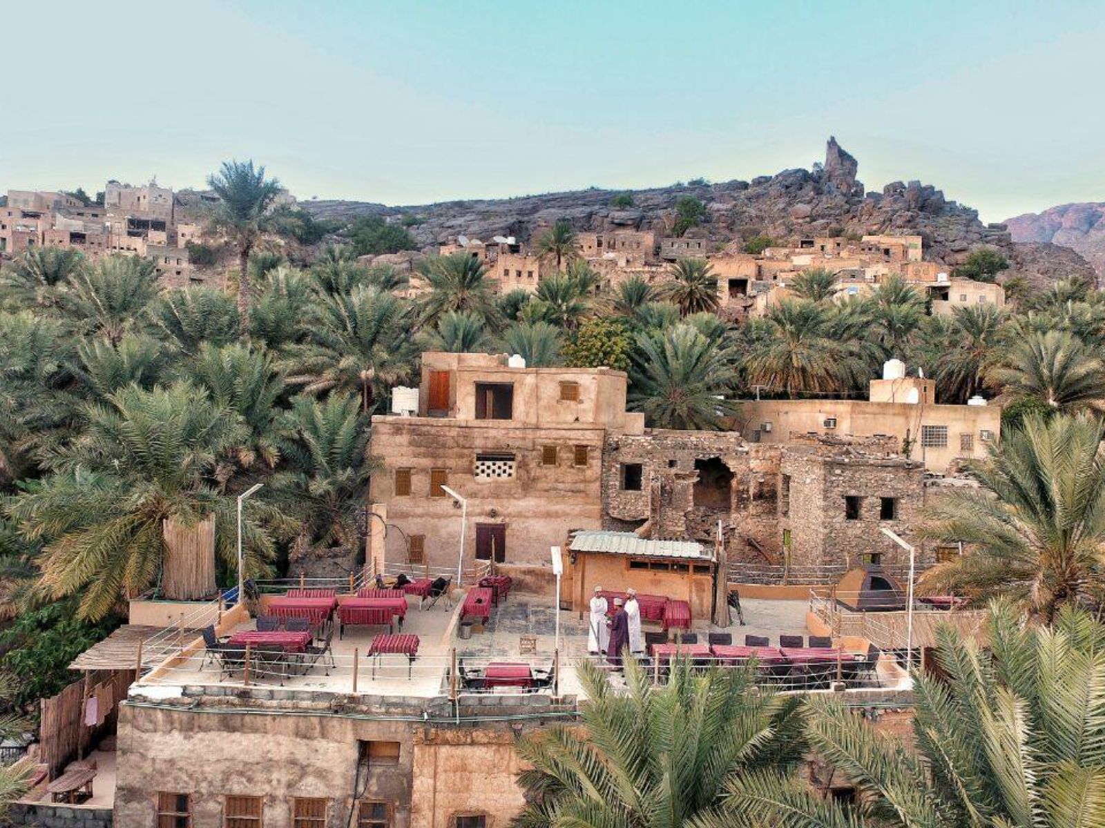 Rondreis Oman, Misfah Al Abreyeen, Misfah Old House, buitenaanzicht accommodatie