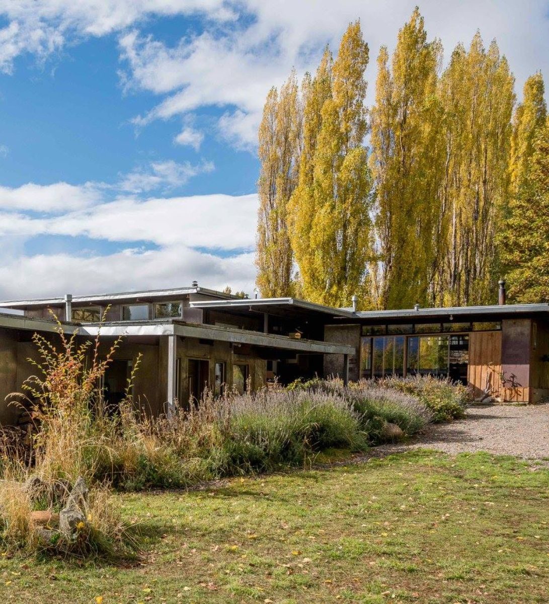 Rondreis Peru, Coyhaique, Patagonia House, buitenaanzicht