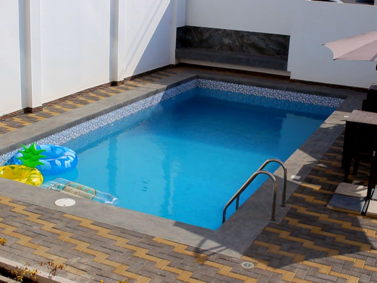 Rondreis Peru, Huanchaco, Huankarute hotel, zwembad
