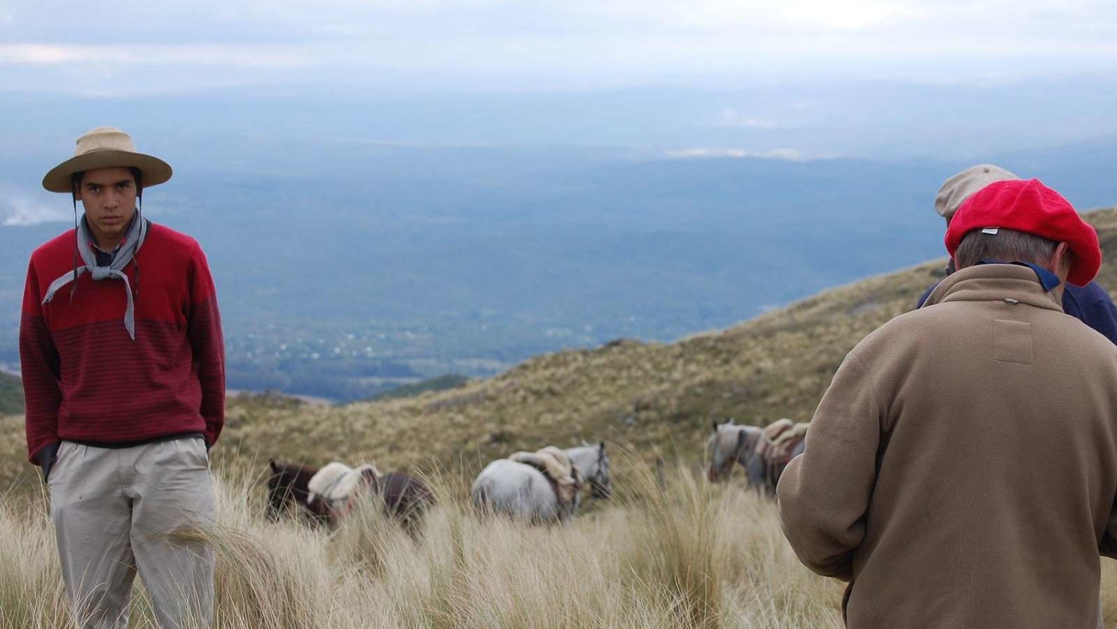 rondreis argentinie calafate, boeren met hun dieren