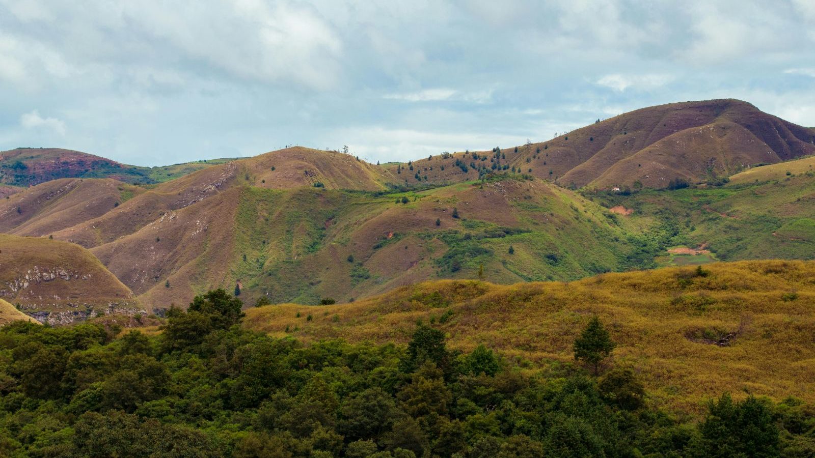 Rondreis Bolivia, Samaipata, overzicht bergen