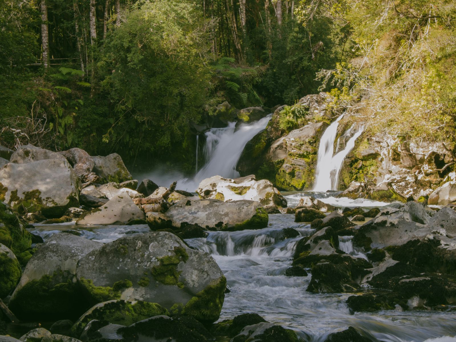 Rondreis Chili, Carretera Austral, waterval