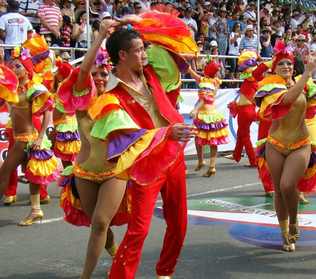 rondreis-colombia-cali-salsa-aspect-ratio-382-420-aspect-ratio-565-500