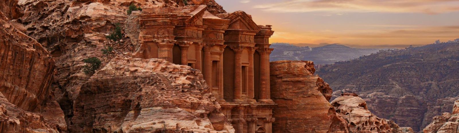 Rondreis Jordanië, Petra, zijaanzicht
