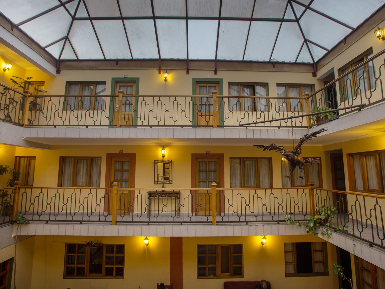 Rondreis Bolivia, Potosi, Cima Argentum, binnenkant hotel