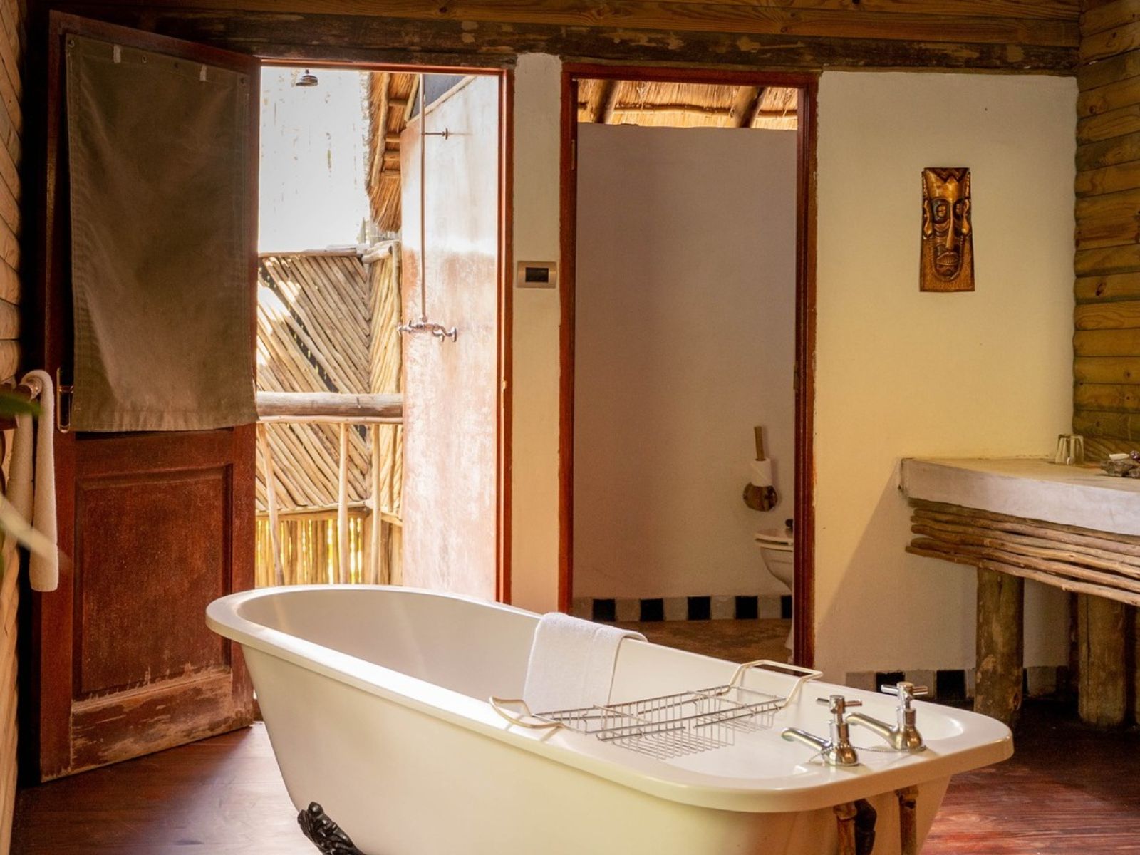 Rondreis Botswana, Nata, Nata Lodge, badkamer