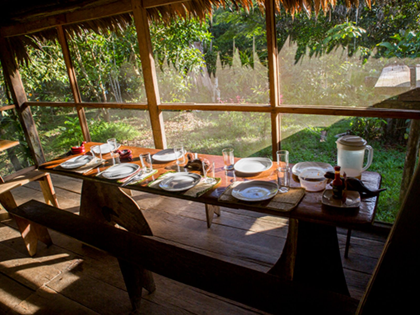 Rondreis Colombia, Leticia, Yoi Eco tours, eettafel