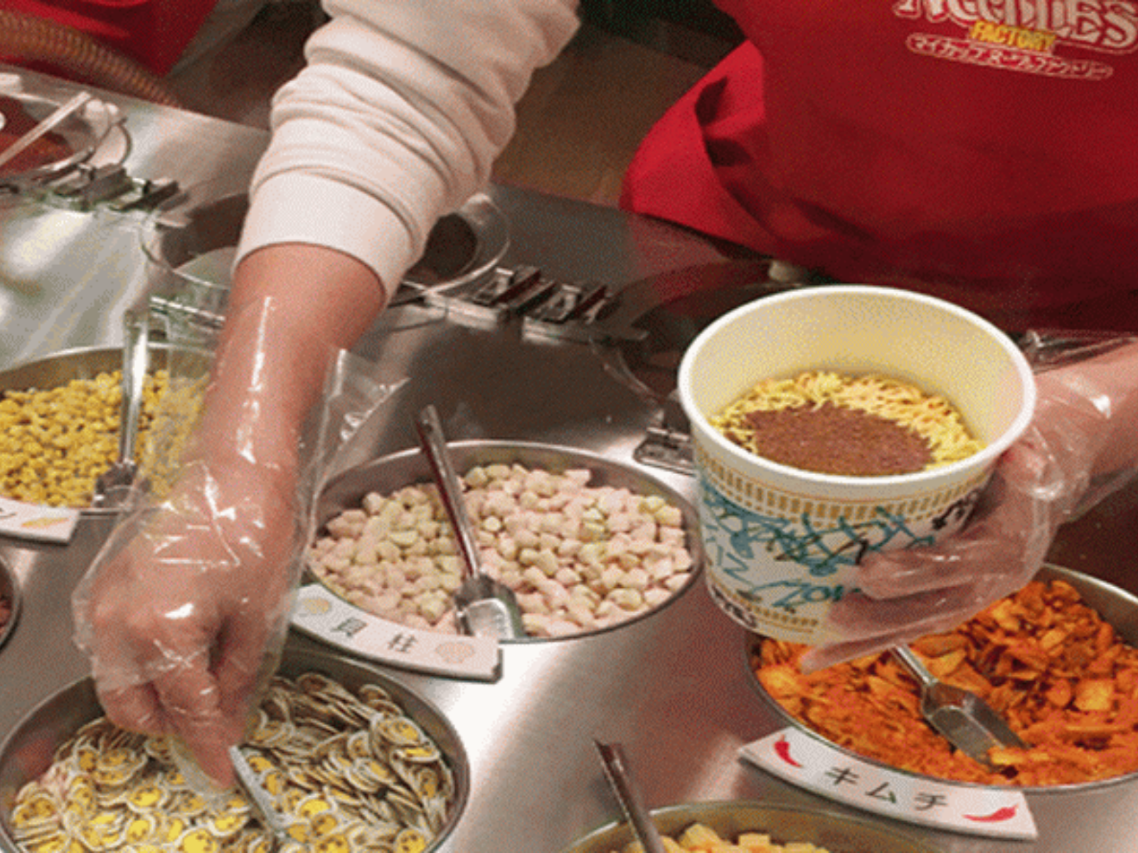 Rondreis Japan, Yokohama, Cup noodle maken