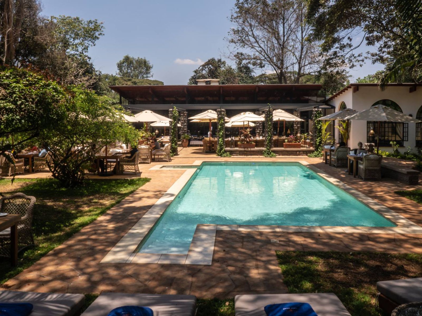 Rondreis Kenia, Nairobi, Karen Blixen Coffee Gardens & Cottages, zwembad