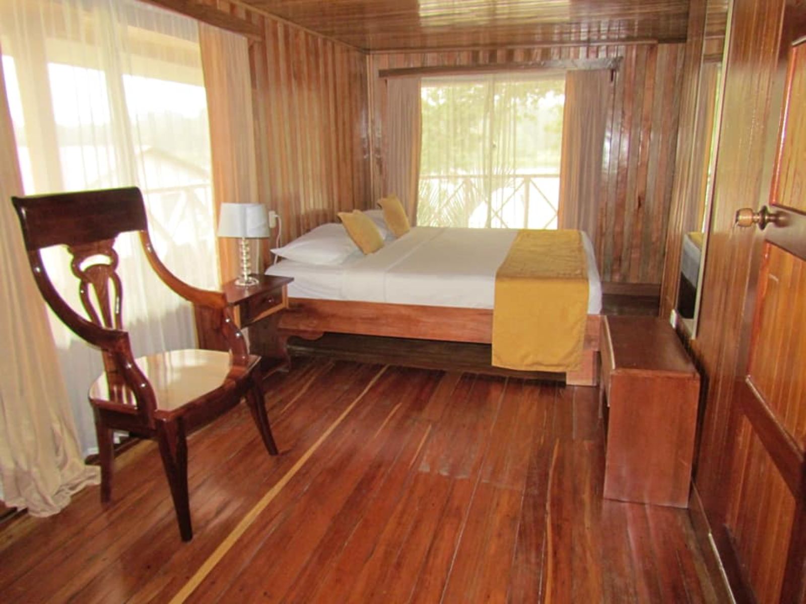 Rondreis Nicaragua, El Castillo Rio San Juan, Hotel Victoria, slaapkamer