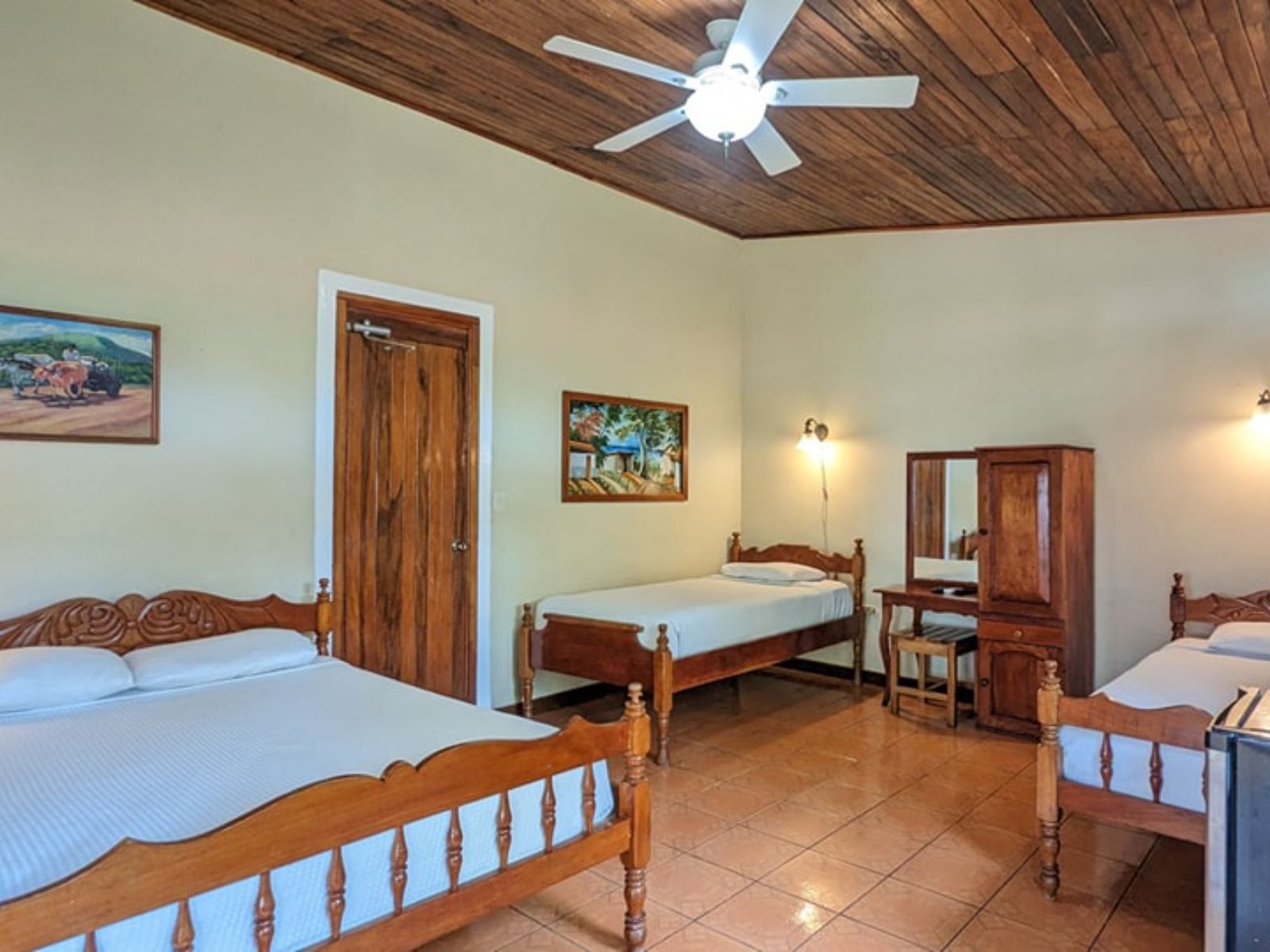 Rondreis Nicaragua, Ometepe, Hotel Villa Paraíso, familiekamer